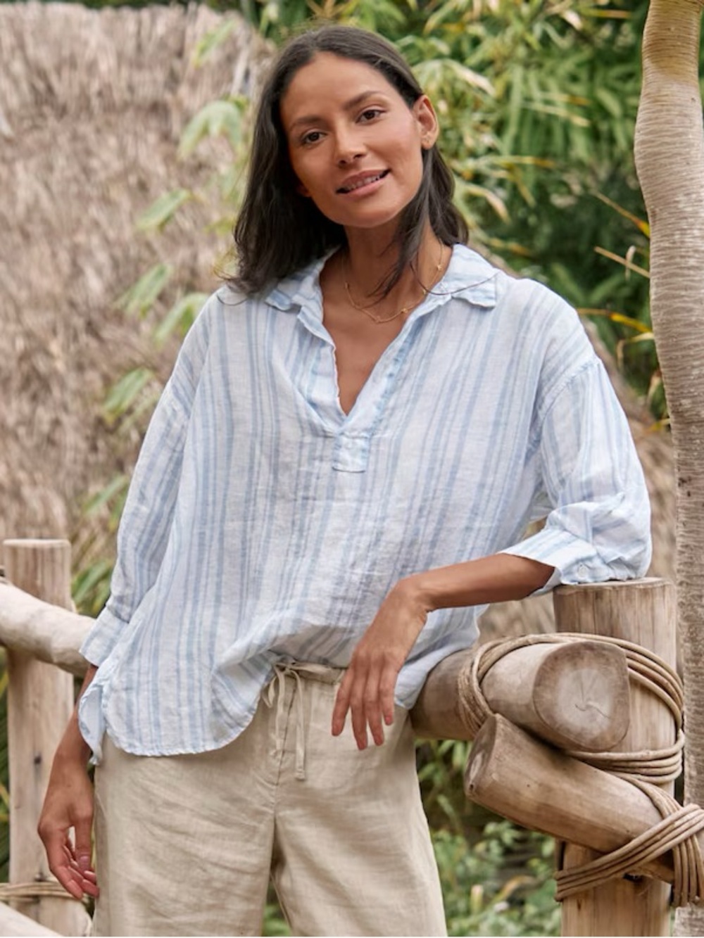 CP Shades Gigi White Linen V-Neck Women's Top - Picture 5 of 8